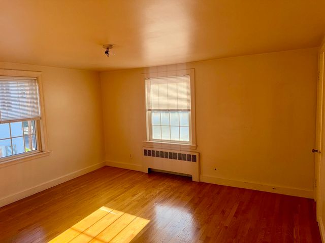 25-27 Bromfield St, Watertown, MA 02472