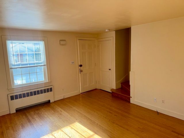 25-27 Bromfield St, Watertown, MA 02472