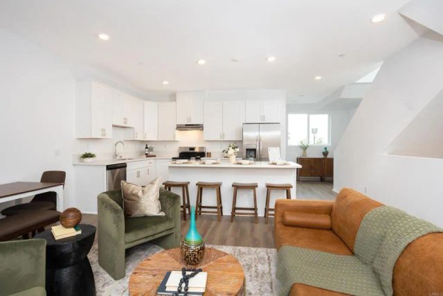 4954 Ocean View Boulevard, San Diego, CA 92113