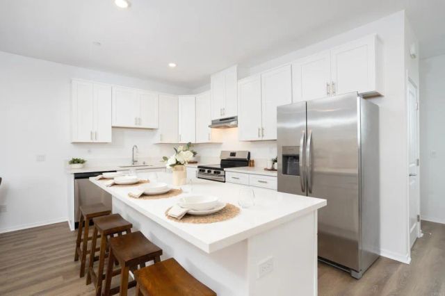 4954 Ocean View Boulevard, San Diego, CA 92113