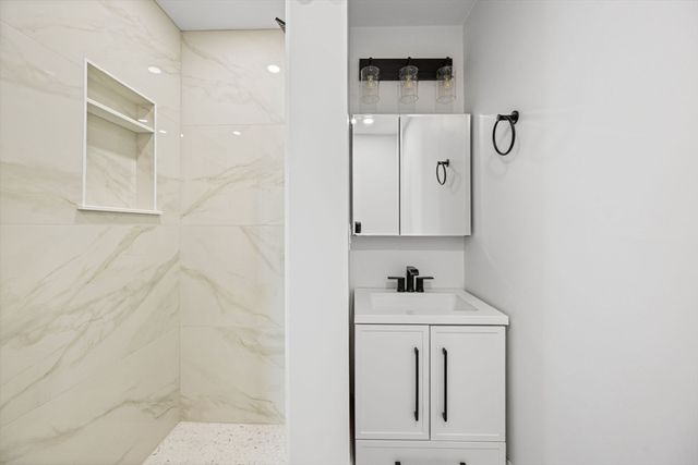 10 Beech St 2, Cambridge, MA 02140