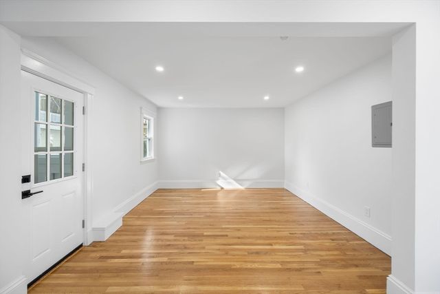 10 Beech St 2, Cambridge, MA 02140