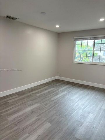 1528 Salerno Circle 1528, Weston, FL 33327