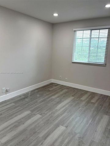 1528 Salerno Circle 1528, Weston, FL 33327