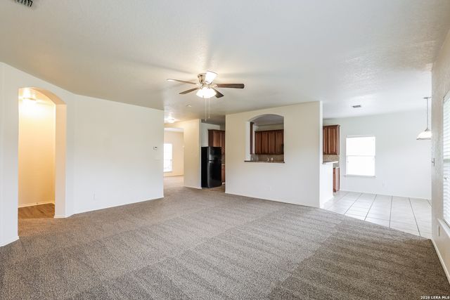 6802 Foster Fields, Converse, TX 78109