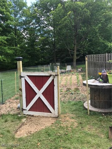 840 Carriage Hill Drive, Salem, OH 44460