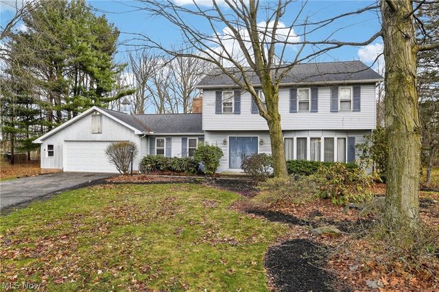 840 Carriage Hill Drive, Salem, OH 44460