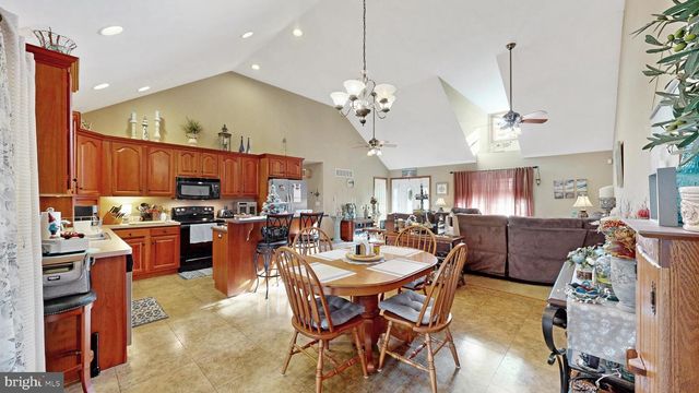 11872 SHAWNEE RD, Greenwood, DE 19950