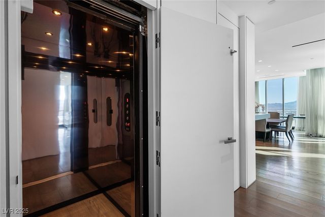 2700 Las Vegas Boulevard 4306, Las Vegas, NV 89109