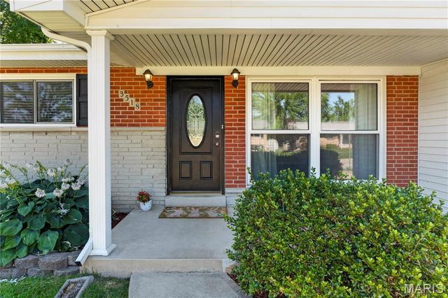3518 Glen Arbor Drive, St Louis, MO 63125