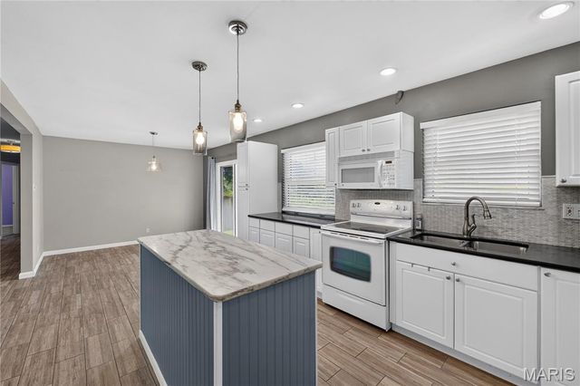 3518 Glen Arbor Drive, St Louis, MO 63125