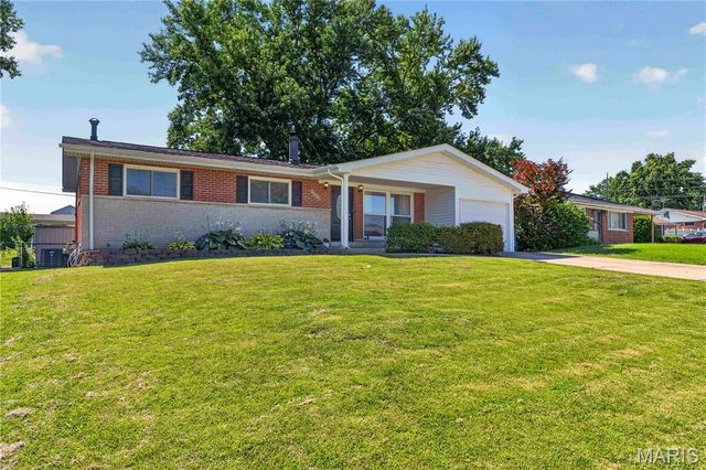 3518 Glen Arbor Drive, St Louis, MO 63125