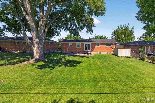 3518 Glen Arbor Drive, St Louis, MO 63125