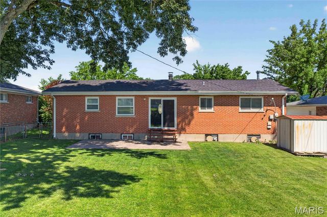3518 Glen Arbor Drive, St Louis, MO 63125