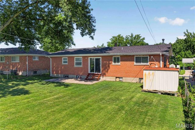 3518 Glen Arbor Drive, St Louis, MO 63125