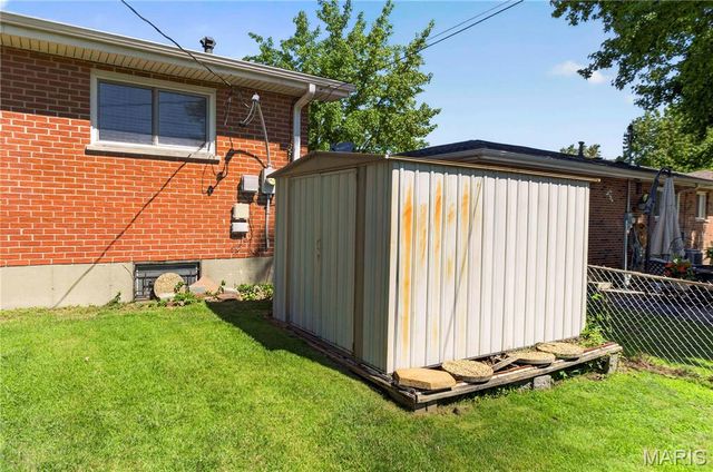 3518 Glen Arbor Drive, St Louis, MO 63125