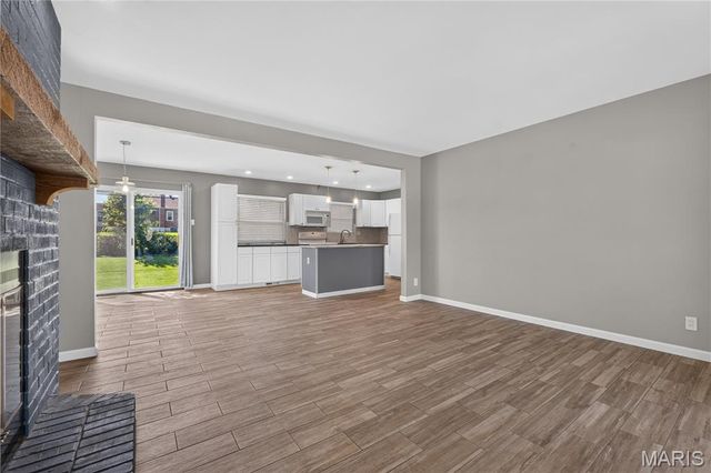 3518 Glen Arbor Drive, St Louis, MO 63125