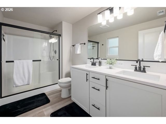 5024 CEDAR VIEW Dr, Springfield, OR 97478