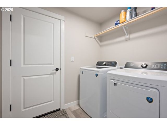 5024 CEDAR VIEW Dr, Springfield, OR 97478