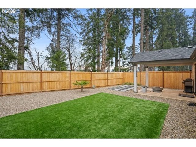 5024 CEDAR VIEW Dr, Springfield, OR 97478