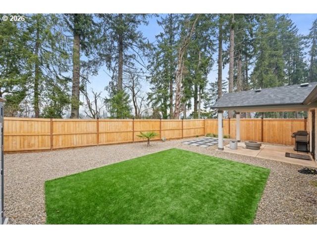 5024 CEDAR VIEW Dr, Springfield, OR 97478