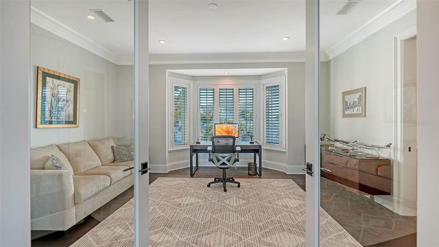 119 N WARBLER LANE, Sarasota, FL 34236