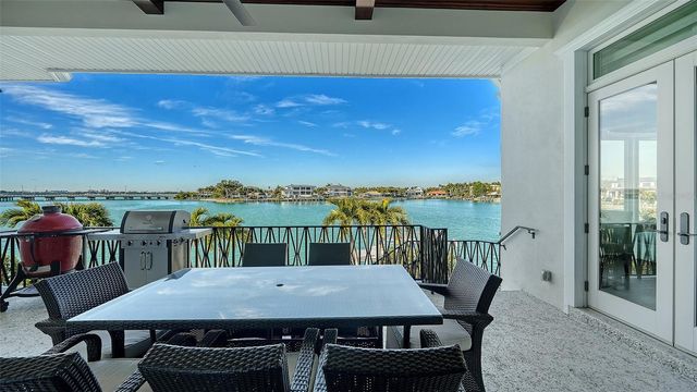 119 N WARBLER LANE, Sarasota, FL 34236