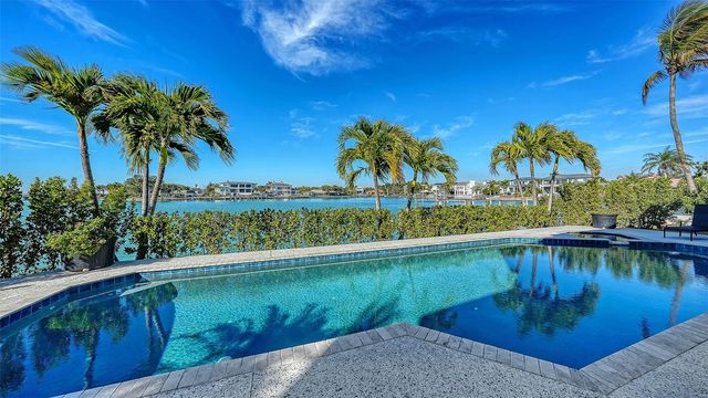 119 N WARBLER LANE, Sarasota, FL 34236