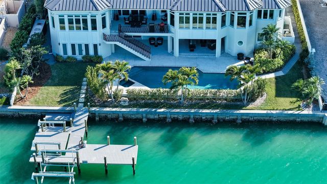 119 N WARBLER LANE, Sarasota, FL 34236