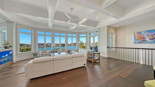 119 N WARBLER LANE, Sarasota, FL 34236