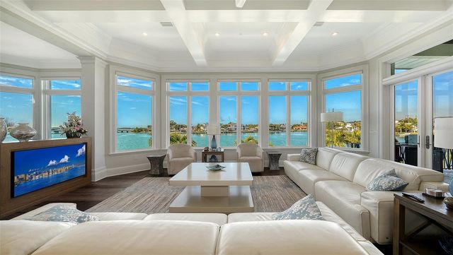 119 N WARBLER LANE, Sarasota, FL 34236