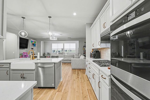 512 Red Barn Way, Mount Juliet, TN 37122