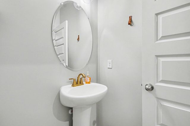 512 Red Barn Way, Mount Juliet, TN 37122