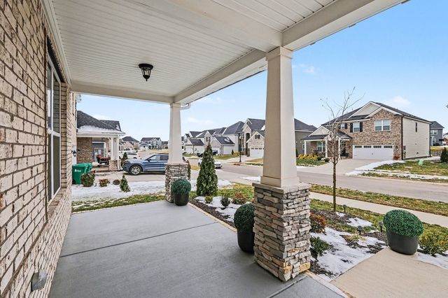 512 Red Barn Way, Mount Juliet, TN 37122