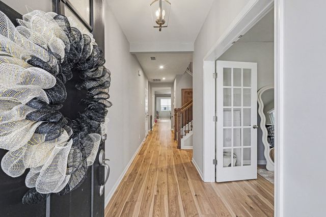 512 Red Barn Way, Mount Juliet, TN 37122