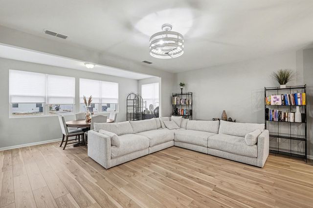 512 Red Barn Way, Mount Juliet, TN 37122