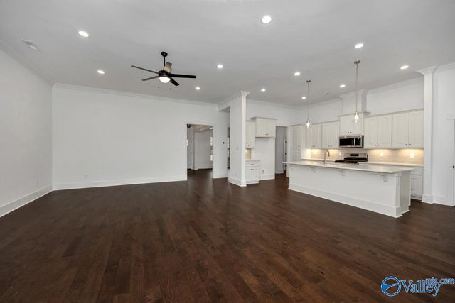 7104 Springwell Court SE, Gurley, AL 35748