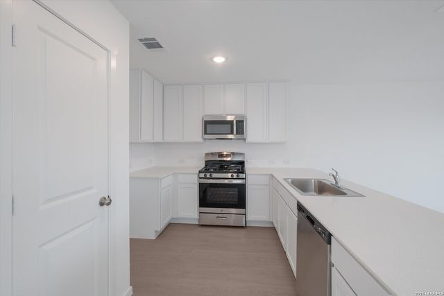 7422 India Star, San Antonio, TX 78263