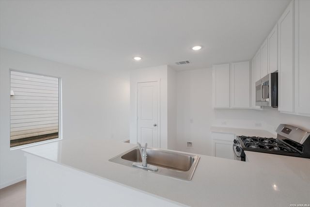 7422 India Star, San Antonio, TX 78263