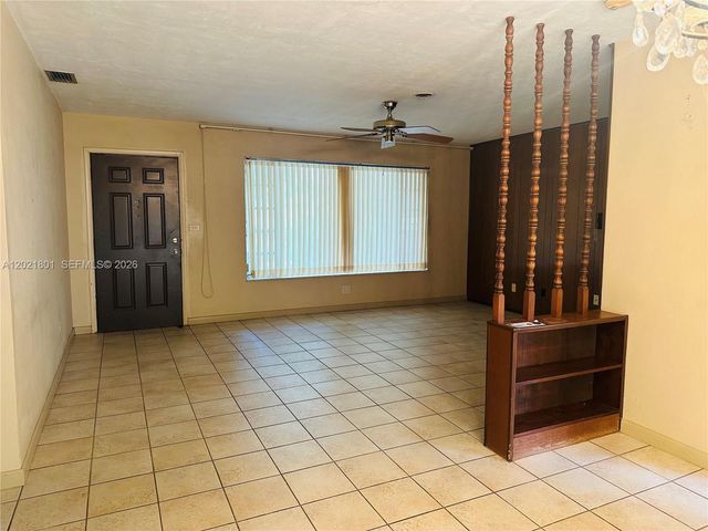 7625 SW 99th Ct, Miami, FL 33173