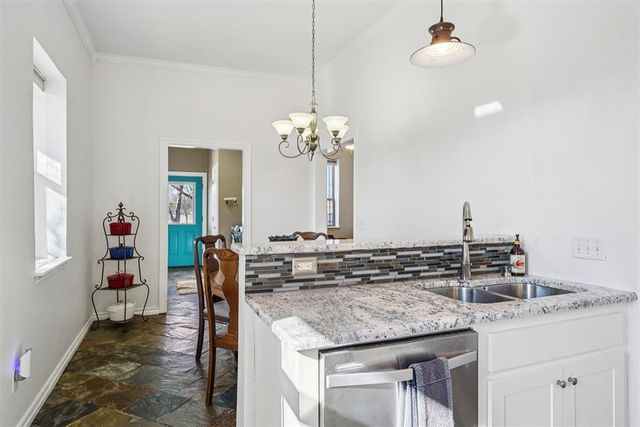 518 S Portland Avenue, Newcastle, OK 73065