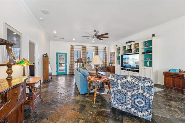 518 S Portland Avenue, Newcastle, OK 73065