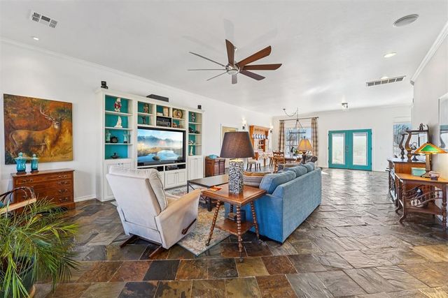 518 S Portland Avenue, Newcastle, OK 73065