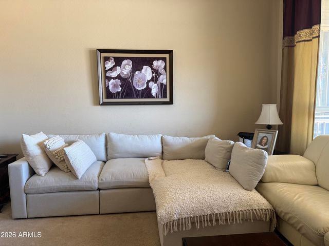 18086 W LAS CRUCES Drive, Goodyear, AZ 85338