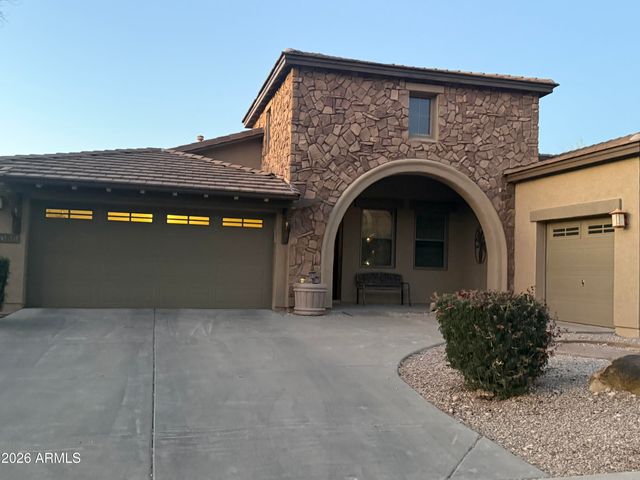 18086 W LAS CRUCES Drive, Goodyear, AZ 85338