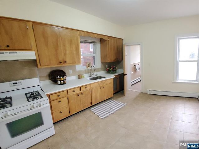 244 Lincoln Avenue, Cliffside Park, NJ 07010