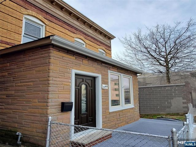 244 Lincoln Avenue, Cliffside Park, NJ 07010