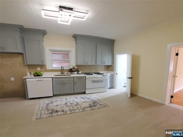 244 Lincoln Avenue, Cliffside Park, NJ 07010