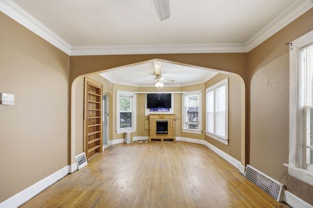 1813 N Wisconsin STREET, Racine, WI 53402