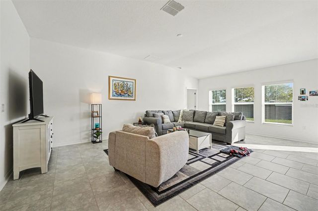 425 SINGING SANDS CIRCLE, Lake Wales, FL 33859